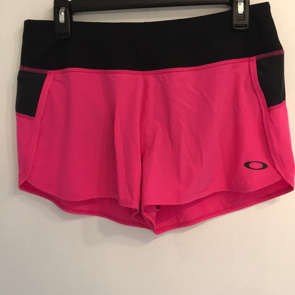 Oakley workout shorts, like new condition